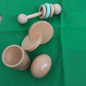 Natural Wooden Kids Toy Set Montessori Egg Cup rattle interlocking disc 4 pcs